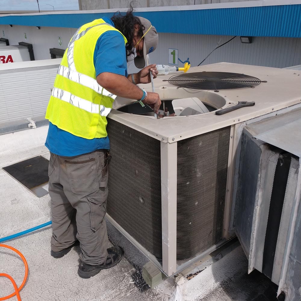 Commercial HVAC Units Cleaning