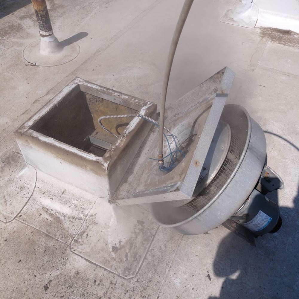 Commercial HVAC Units Exhaust Fans Cleaning